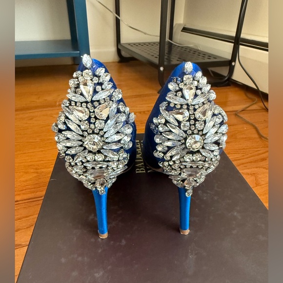 Badgley Mischka Nilla Peep Toe Pumps in Sapphire 6.5 - Picture 5 of 16